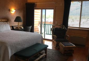 Gateway Inn allows 18 year olds to book a room