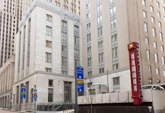 Drury Plaza Hotel Pittsburgh Downtown allows 18 year olds to book a room