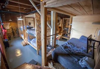 Podshare Dtla allows 18 year olds to book a room