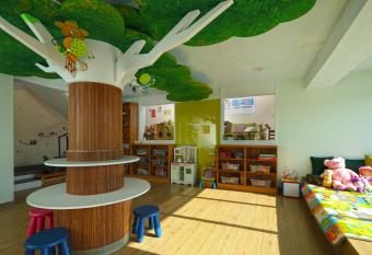 Happy Together B&B has Balcony rooms