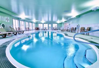 Holiday Inn Express & Suites Dieppe Airport allows 18 year olds to book a room