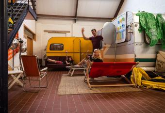 Treck Hostel has Balcony rooms