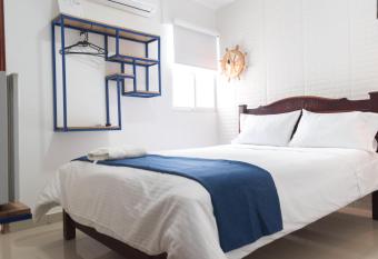 Hotel Aquarius allows 18 year olds to book a room