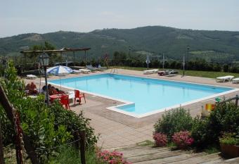 Casale Poggio Colpiccione has Balcony rooms