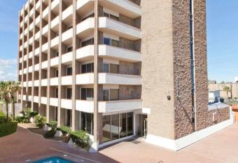 Padre South Hotel On The Beach allows 18 year olds to book a room