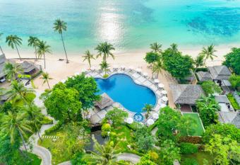 Nora Beach Resort & Spa - SHA Extra Plus has Balcony rooms