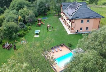 Apartments Nad Rybn  ky has Balcony rooms