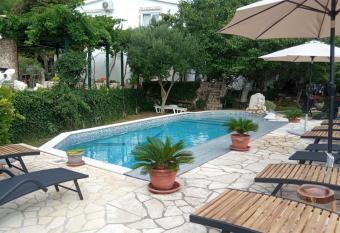 KATY&MLADEN has Balcony rooms