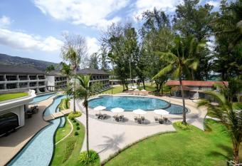 Amora Beach Resort Phuket - SHA Extra Plus has Balcony rooms