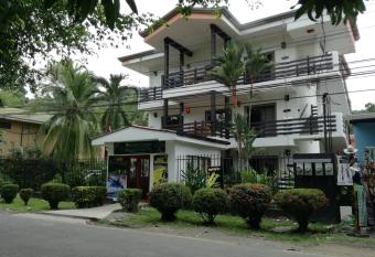 Inn On The Park has Balcony rooms