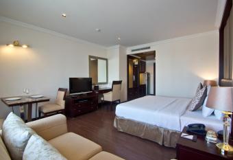 LK Residence has Balcony rooms