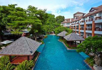 Woodlands Hotel and Resort Pattaya has Balcony rooms