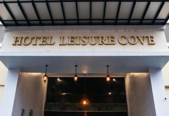 Leisure Cove Hotel and Apartments allows 18 year olds to book a room