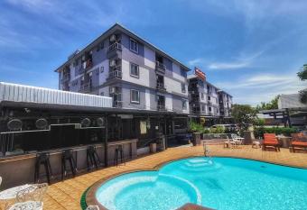 The Great Residence Hotel has Balcony rooms