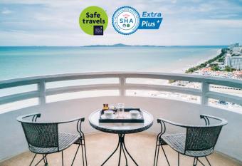 D Varee Jomtien Beach, Pattaya has Balcony rooms