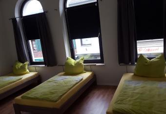 Boardinghaus Niederrhein has Balcony rooms