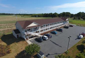 Shore Stay Suites has Balcony rooms