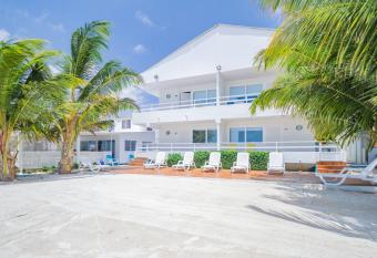 Hotel San Luis Place By Dorado has Balcony rooms