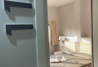 Hotel Meuble  Atlantic has Balcony rooms