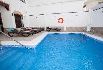 Hostal Boutique Bajamar has Balcony rooms