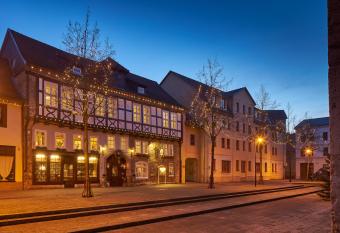 Brauhaus Zum L  wen has Balcony rooms