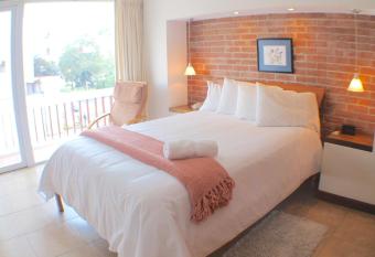 Apartamentos Reforma has Balcony rooms