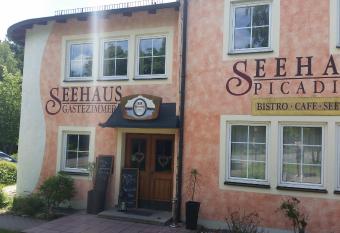 Hotel am Untreusee has Balcony rooms