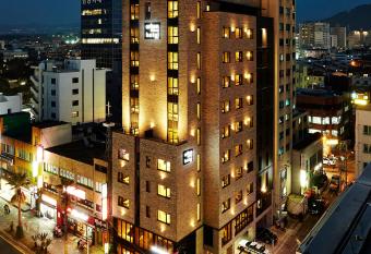Urban Island Hotel Jeju has Balcony rooms
