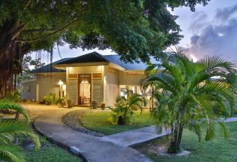 Moorea Beach Lodge has Balcony rooms