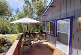 Little Valley Inn allows 18 year olds to book a room