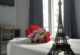 Hotel du Globe 18 allows 18 year olds to book a room