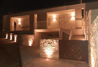 Casa Vacanze SUITES da Greta has Balcony rooms