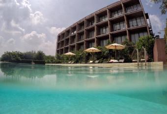 The Glory River Kwai Hotel has Balcony rooms
