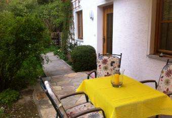 Ferienwohnung Gr  ssenberg has Balcony rooms