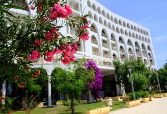 Goldenday Wings Hotel has Balcony rooms