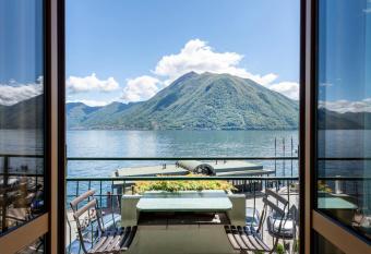 Hotel Argegno has Balcony rooms