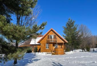 Holiday Homes Vita Natura has Balcony rooms