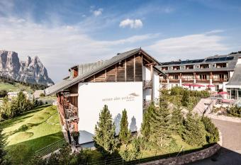 Seiser Alm Urthaler has Balcony rooms