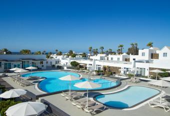 Nautilus Lanzarote has Balcony rooms