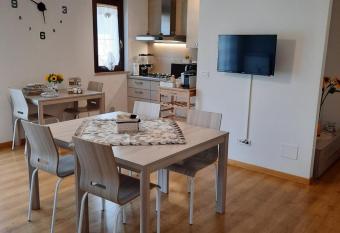 B&B Girasoli allows 18 year olds to book a room