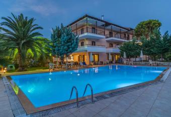 Hotel Pegasus-Adult Friendly has Balcony rooms