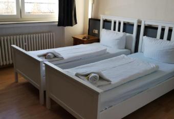 GZ Hostel Bonn has Balcony rooms