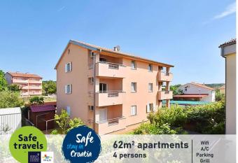 Apartments Dunja Malinska allows 18 year olds to book a room