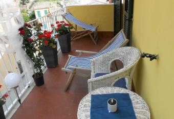 The Sunrise allows 18 year olds to book a room