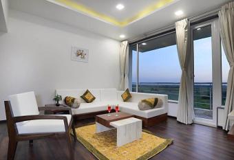 Comfort Inn Donil Vadodara has Balcony rooms