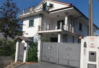 B&B TENUTA BIANCA has Balcony rooms