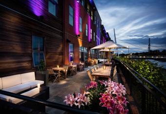 Penta Hotel Ipswich allows 18 year olds to book a room