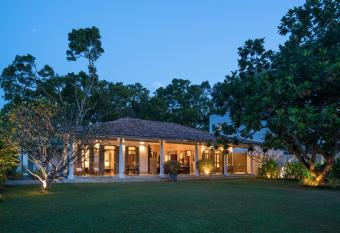 Taru Villas Mawella - Tangalle allows 18 year olds to book a room