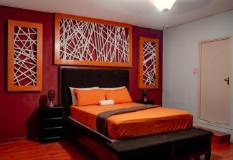 Rockhampton Suites has Balcony rooms