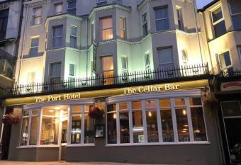 The Port Hotel allows 18 year olds to book a room